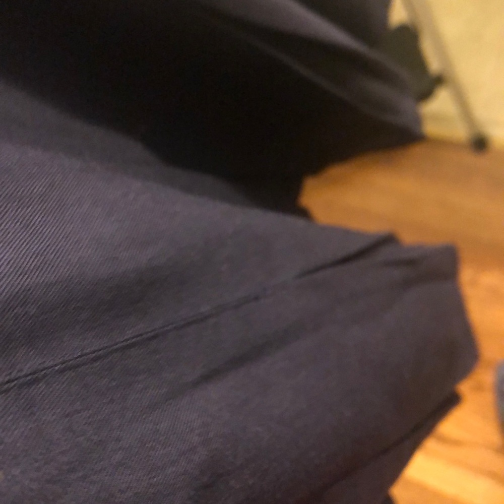 Navy pleated short skirt. Classic. - Picture 5 of 6
